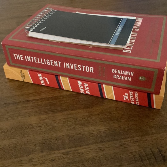 2 books and a small notebook. - Picture 6 of 6